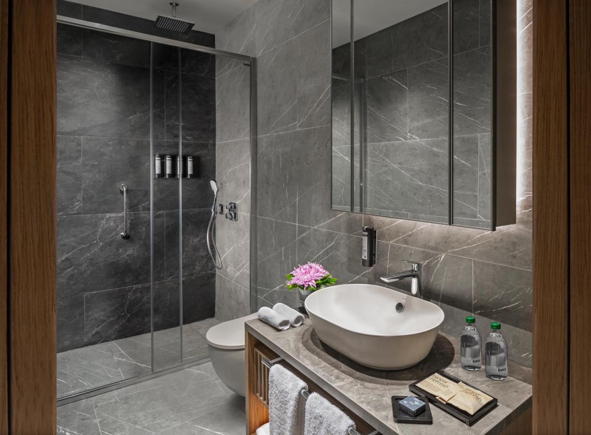 Moevenpick Living Istanbul Saklivadi Hotel Exterior photo
